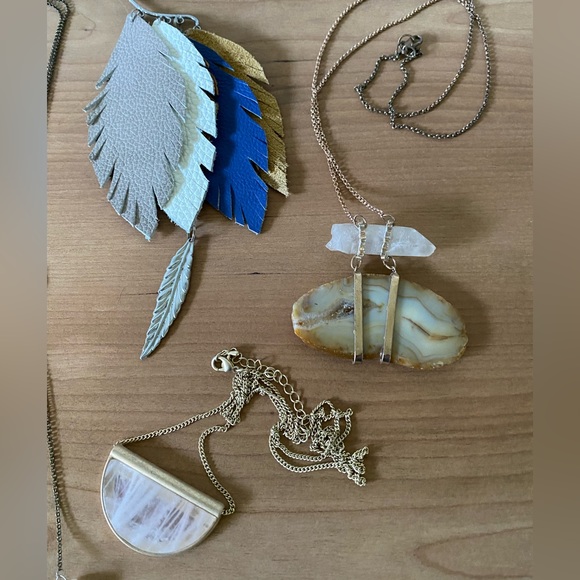 Jewelry bundle!! - Picture 2 of 4